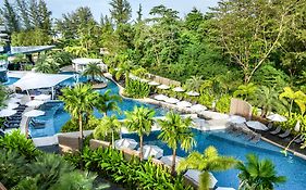 Novotel Phuket Karon Beach Resort